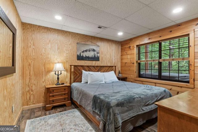 294 Oakwood Trail, Mineral Bluff, GA 30559