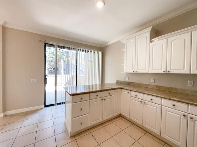 278 Litchfield Lane, Houston, TX 77024