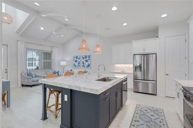 7222 Saona CT, Naples, FL 34113