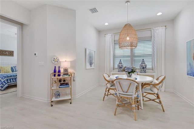 7222 Saona CT, Naples, FL 34113