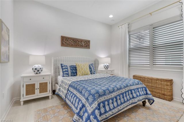 7222 Saona CT, Naples, FL 34113