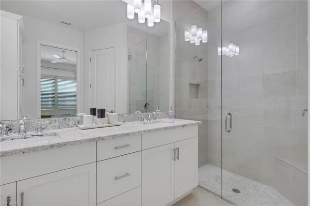 7222 Saona CT, Naples, FL 34113