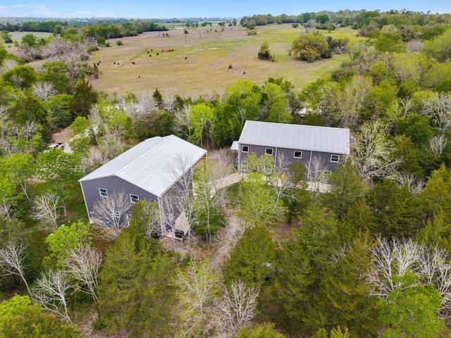 3915 County Road 447, Anderson, TX 77830