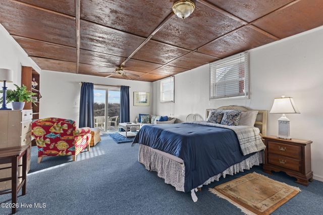 202 Glenn Street, Atlantic Beach, NC 28512