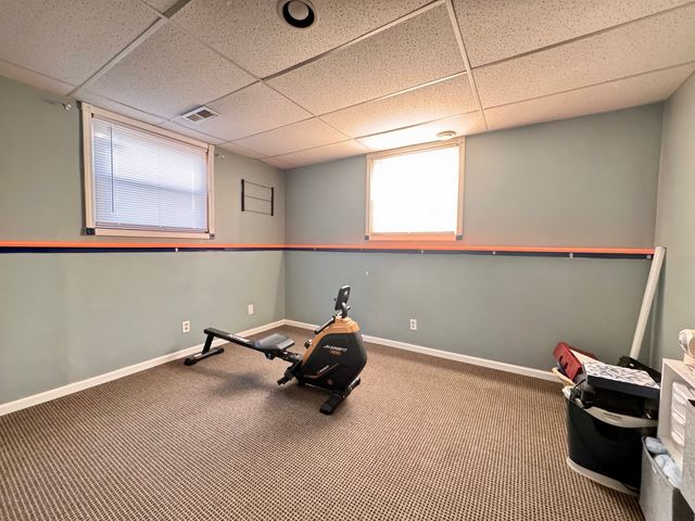 406 N Clover Court, Dixon, IL 61021