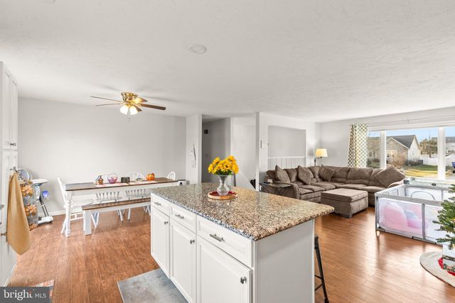 124 WHEATLAND DR, Gettysburg, PA 17325