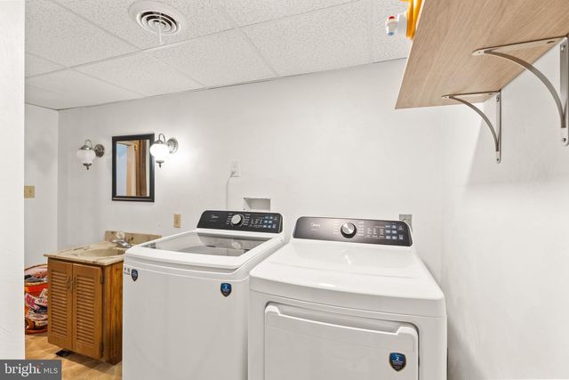 124 WHEATLAND DR, Gettysburg, PA 17325