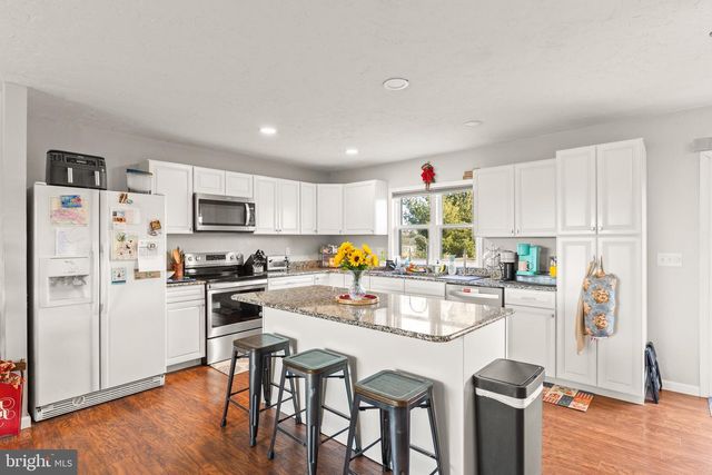 124 WHEATLAND DR, Gettysburg, PA 17325