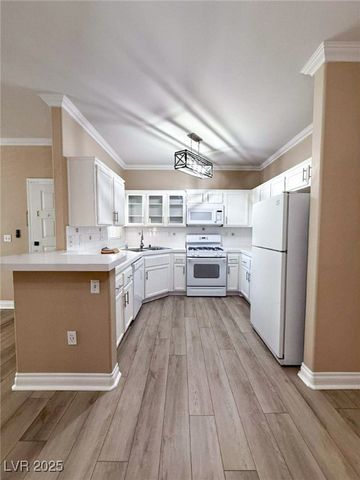 1300 South Arlington Street 202, Las Vegas, NV 89104