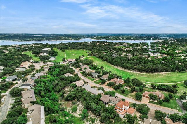409 Venture BLVD S, Point Venture, TX 78645