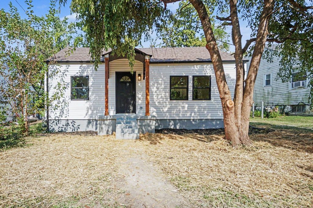 137 Elkhorn Drive, Frankfort, KY 40601