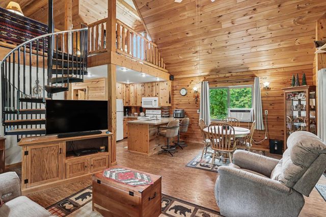 259 Hatchery Road, Farwell, MI 48622