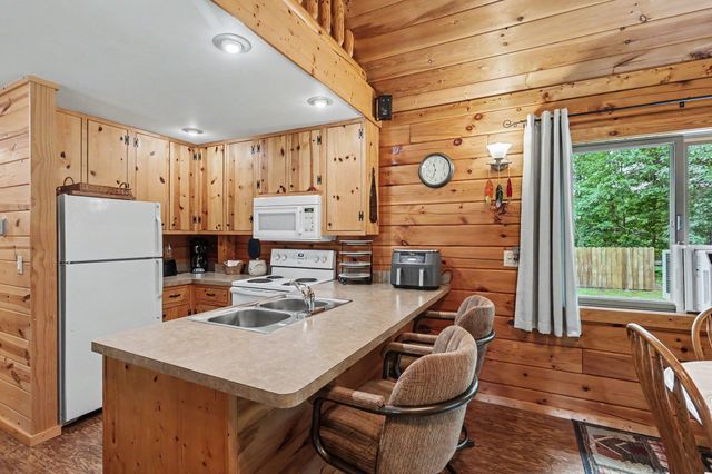 259 Hatchery Road, Farwell, MI 48622