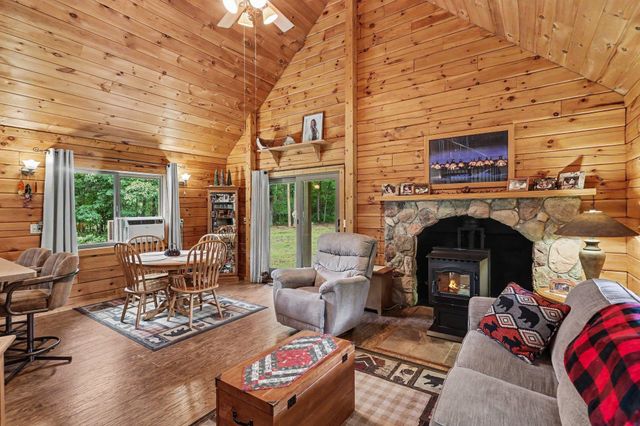 259 Hatchery Road, Farwell, MI 48622