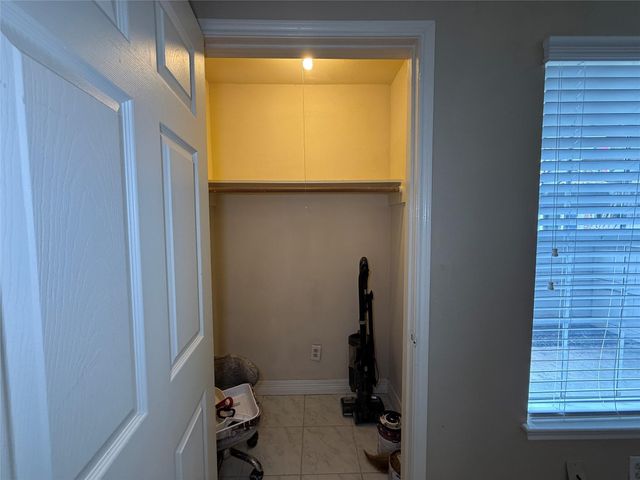 2250 Bering Drive 39, Houston, TX 77057
