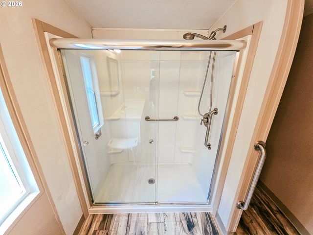 295 EASY STREET Rd, Silver Lake, WA 98645