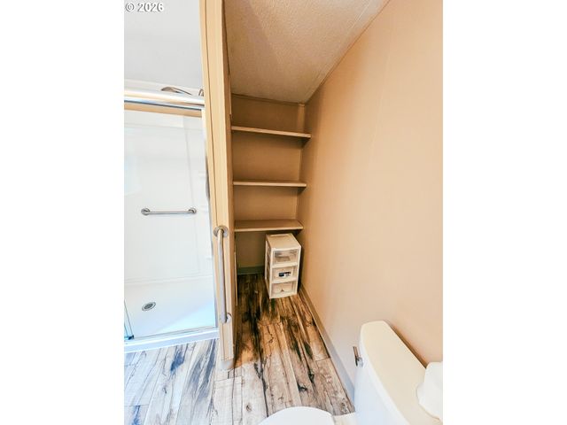 295 EASY STREET Rd, Silver Lake, WA 98645