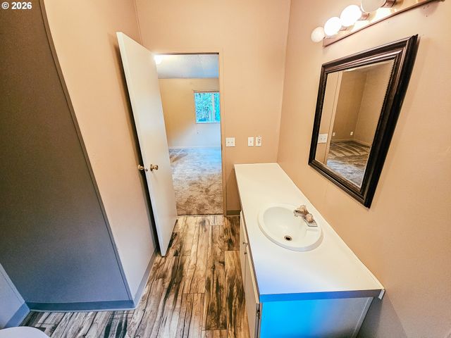 295 EASY STREET Rd, Silver Lake, WA 98645