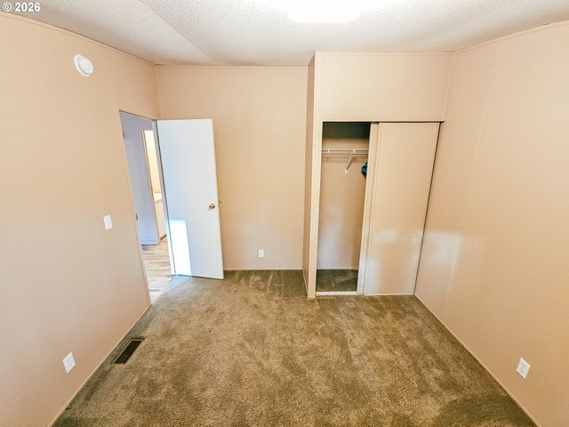 295 EASY STREET Rd, Silver Lake, WA 98645