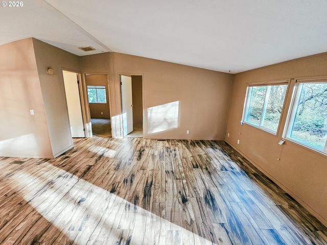 295 EASY STREET Rd, Silver Lake, WA 98645