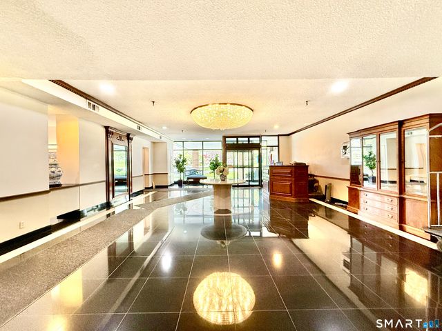 143 Hoyt Street 1N, Stamford, CT 06905