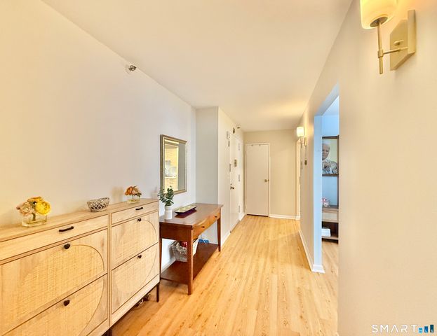 143 Hoyt Street 1N, Stamford, CT 06905