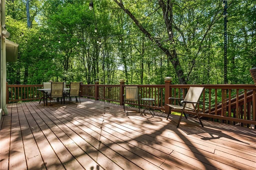 Image 56 of property listing at 2436 Fontainebleau Drive, Dunwoody, GA 30360