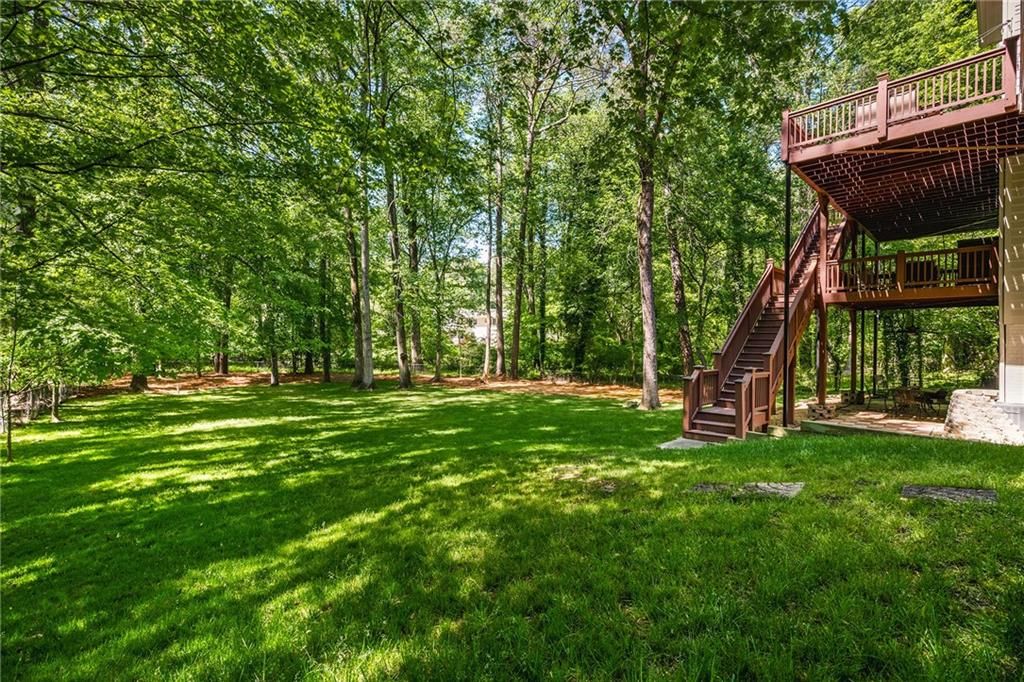 Image 59 of property listing at 2436 Fontainebleau Drive, Dunwoody, GA 30360