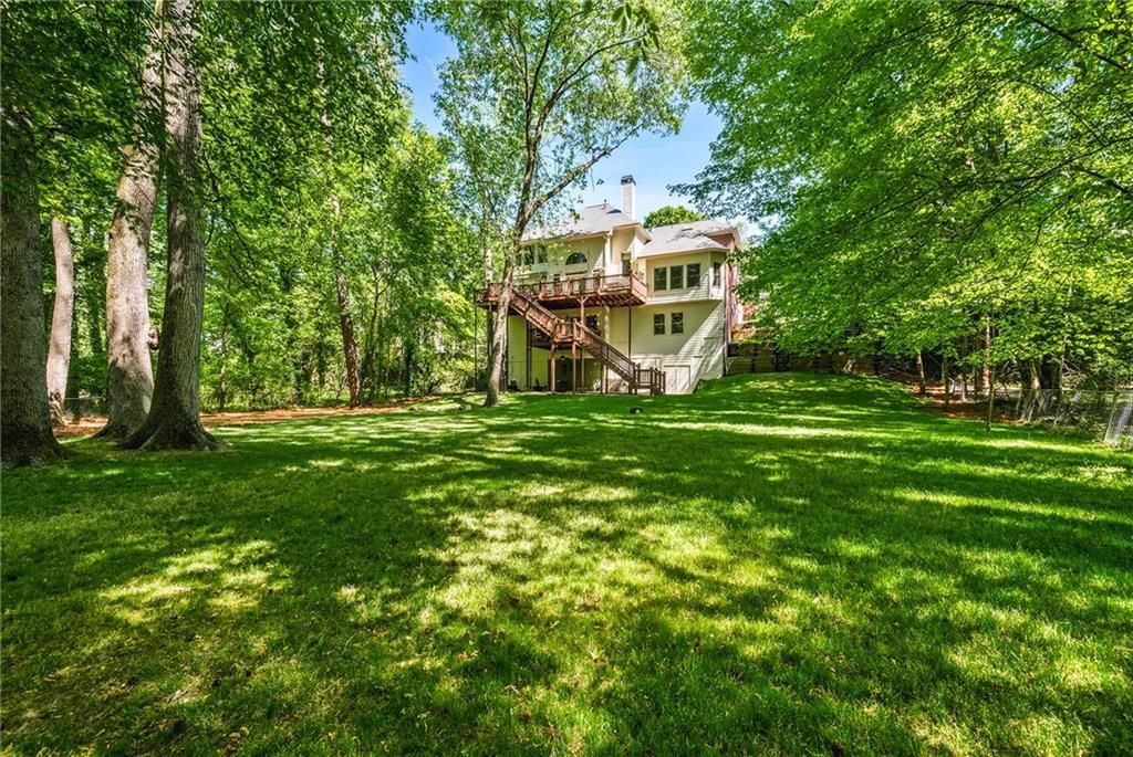 Image 61 of property listing at 2436 Fontainebleau Drive, Dunwoody, GA 30360