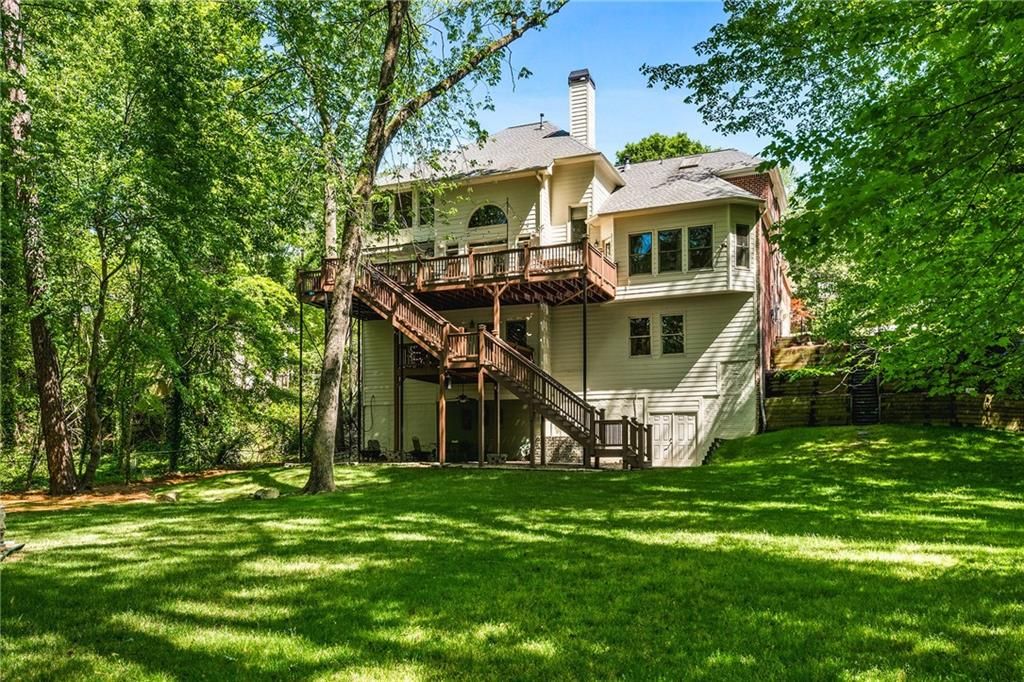 Image 63 of property listing at 2436 Fontainebleau Drive, Dunwoody, GA 30360