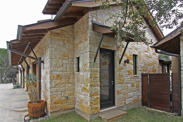 7080 Comanche TRL - Garage Apartment, Austin, TX 78732