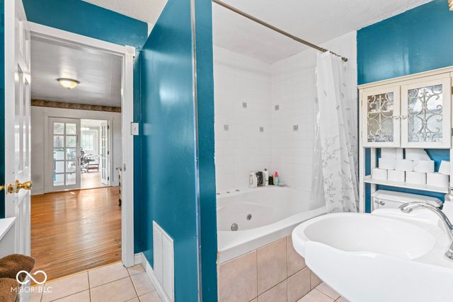 6908 Mendenhall Road, Indianapolis, IN 46221