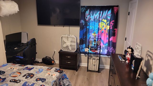 515 Liberty Street 515, Meriden, CT 06450