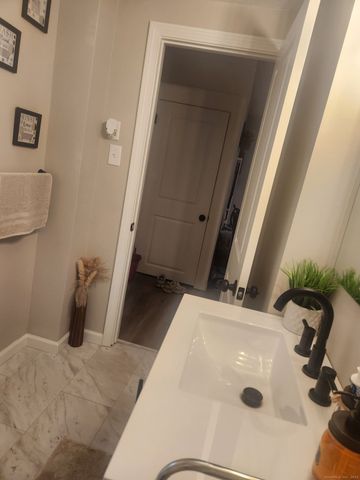 515 Liberty Street 515, Meriden, CT 06450