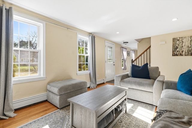 30 Huntington Rd., Plymouth, MA 02360