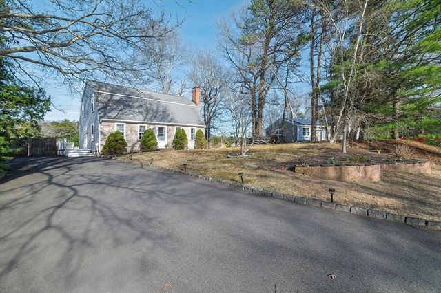 30 Huntington Rd., Plymouth, MA 02360