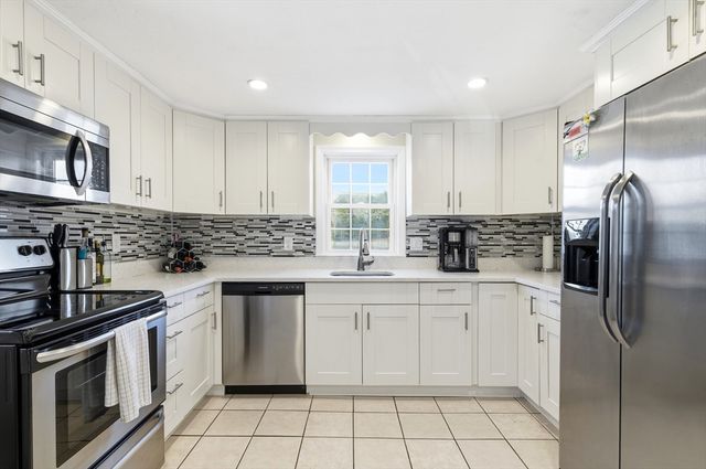 30 Huntington Rd., Plymouth, MA 02360