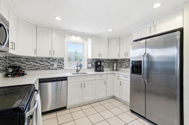 30 Huntington Rd., Plymouth, MA 02360
