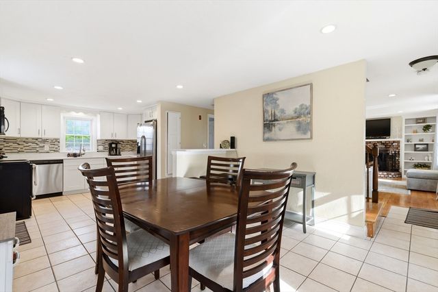 30 Huntington Rd., Plymouth, MA 02360