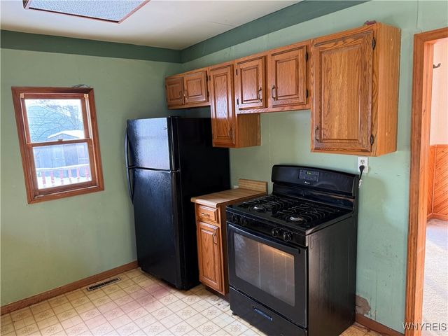 29 Orange Avenue, Lackawanna, NY 14218