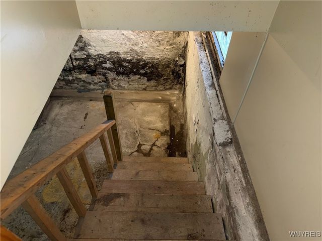 29 Orange Avenue, Lackawanna, NY 14218