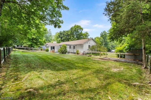 958 Cedar Dr, Stillwater Twp., NJ 07860