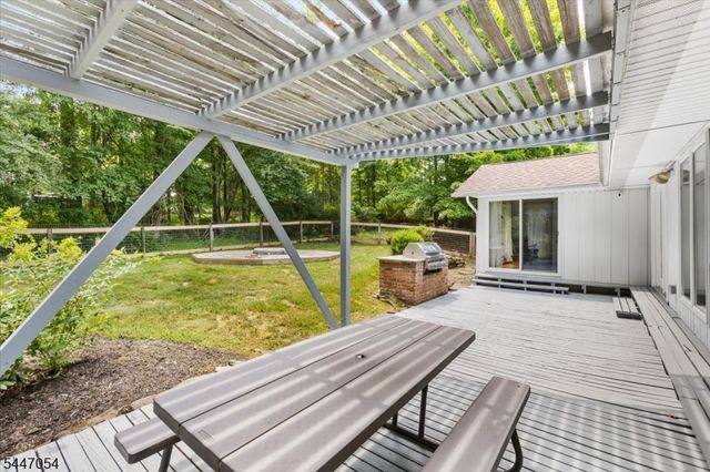958 Cedar Dr, Stillwater Twp., NJ 07860
