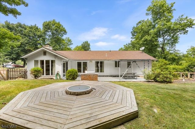 958 Cedar Dr, Stillwater Twp., NJ 07860