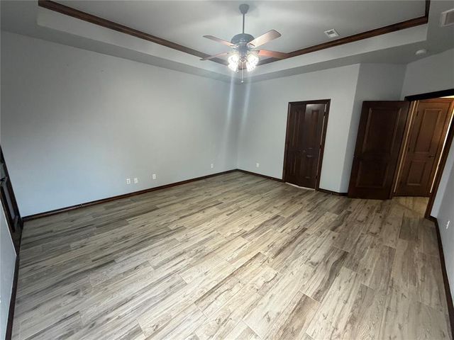 1017 W Camellia Way, Mustang, OK 73064