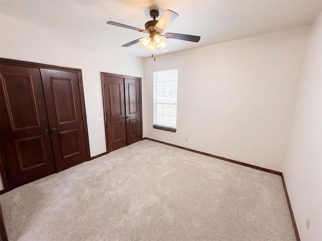 1017 W Camellia Way, Mustang, OK 73064