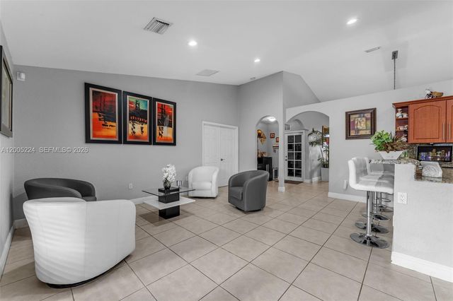 3160 SW 142nd Ave, Miami, FL 33175