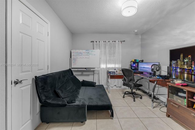 3160 SW 142nd Ave, Miami, FL 33175