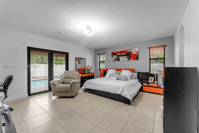 3160 SW 142nd Ave, Miami, FL 33175