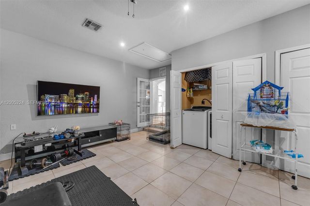 3160 SW 142nd Ave, Miami, FL 33175